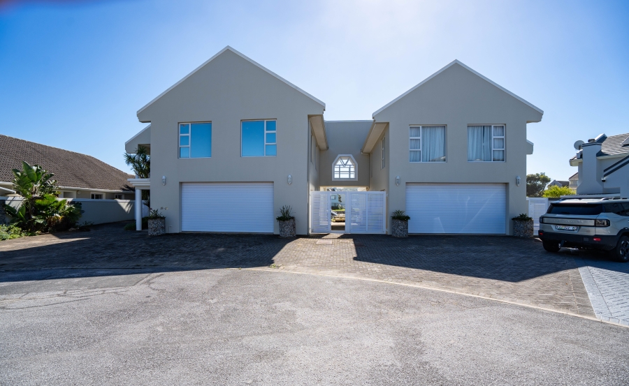 7 Bedroom Property for Sale in Royal Alfred Marina Eastern Cape